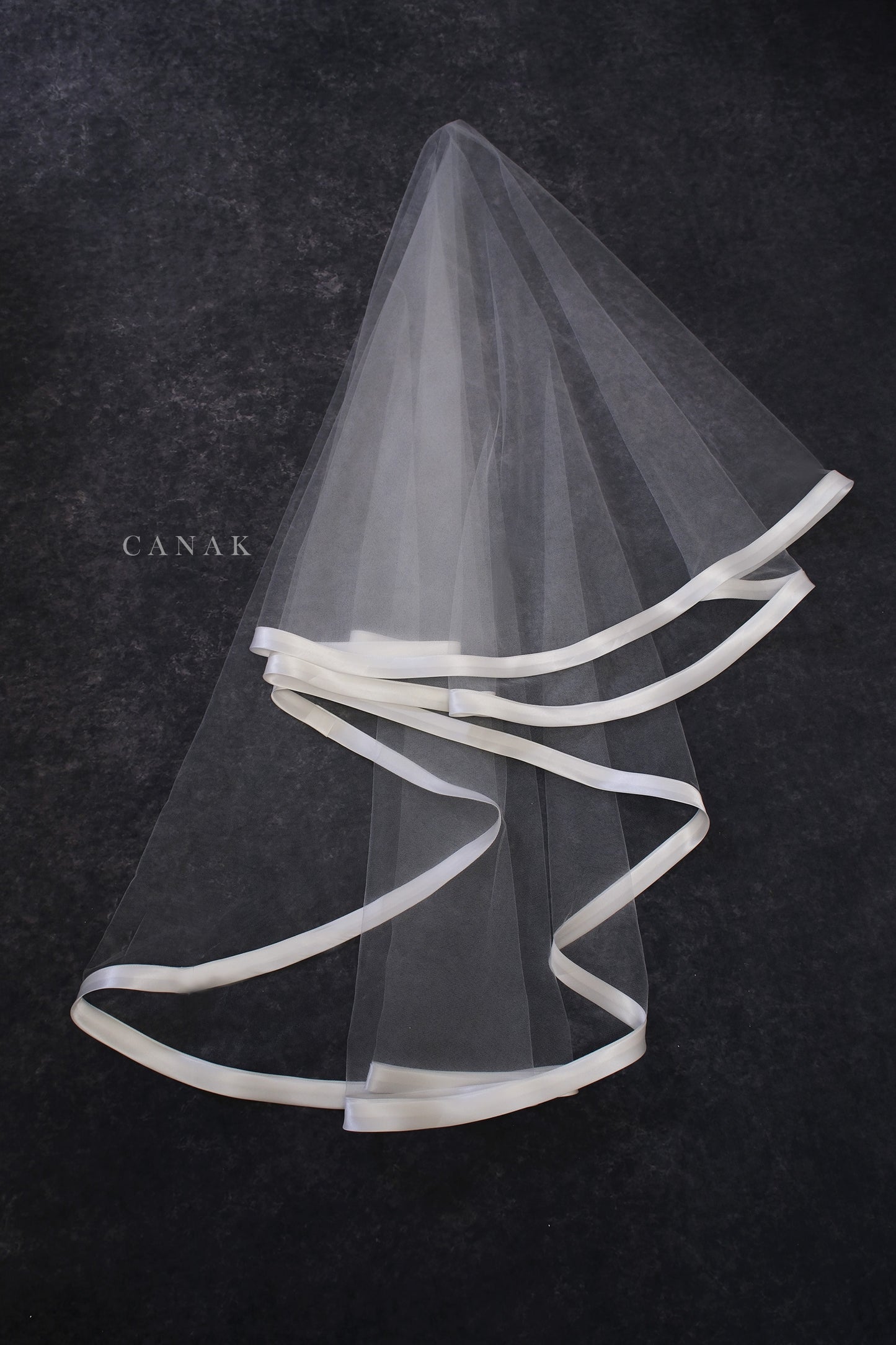20mm Minimal Satin Trim Veil