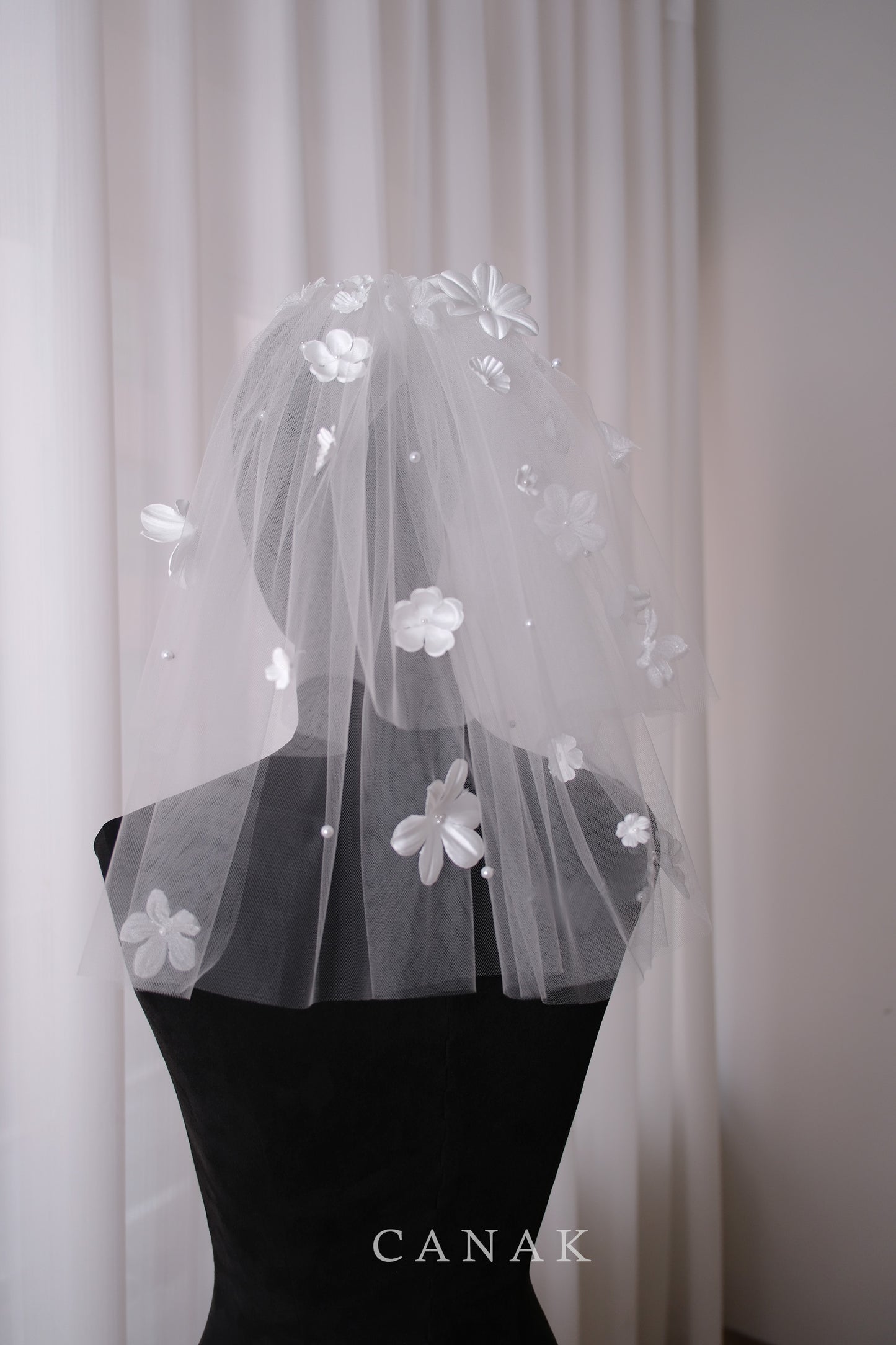 Mireille 3D Blossom Short Veil (made to order)
