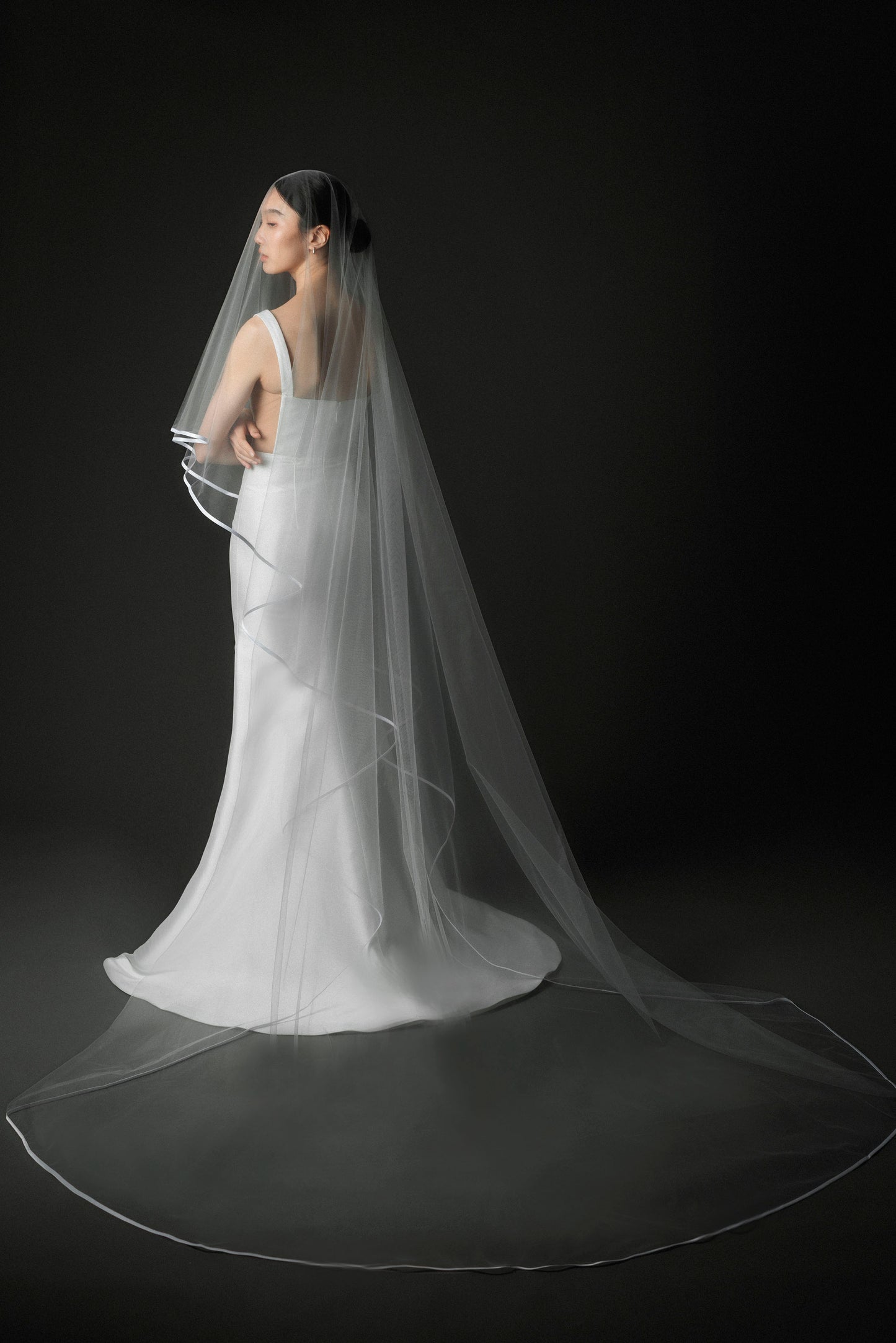 9mm Minimal Satin Trim Veil