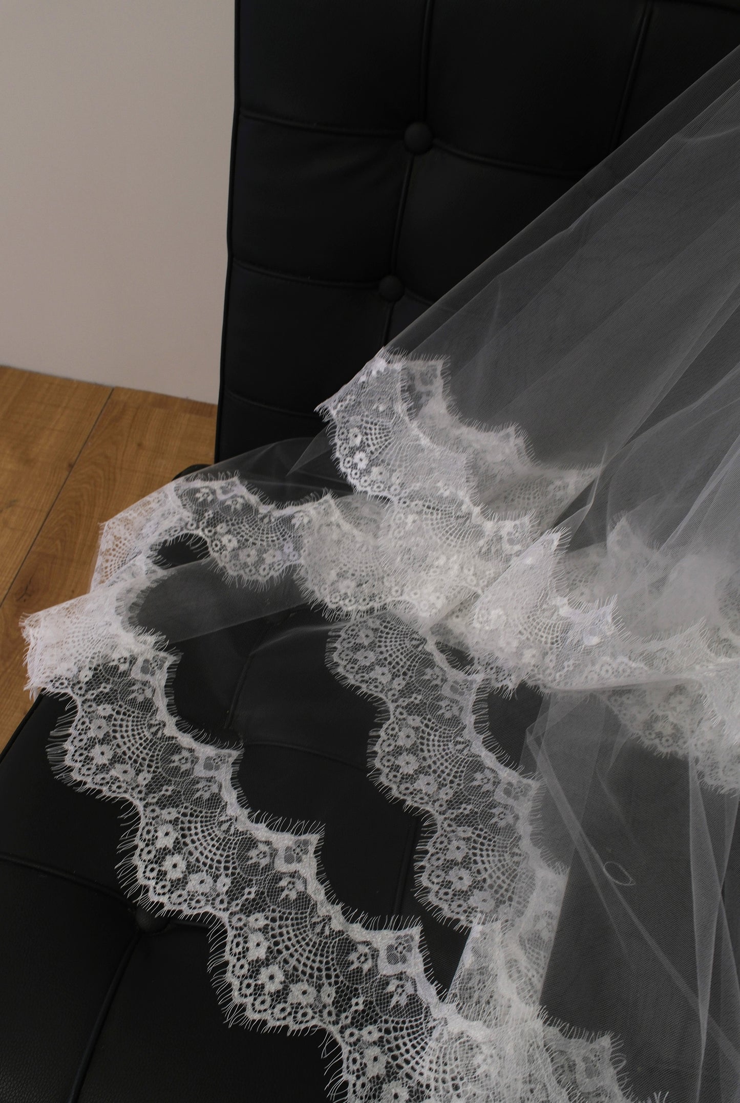 Tiana Eyelash Lace Veil