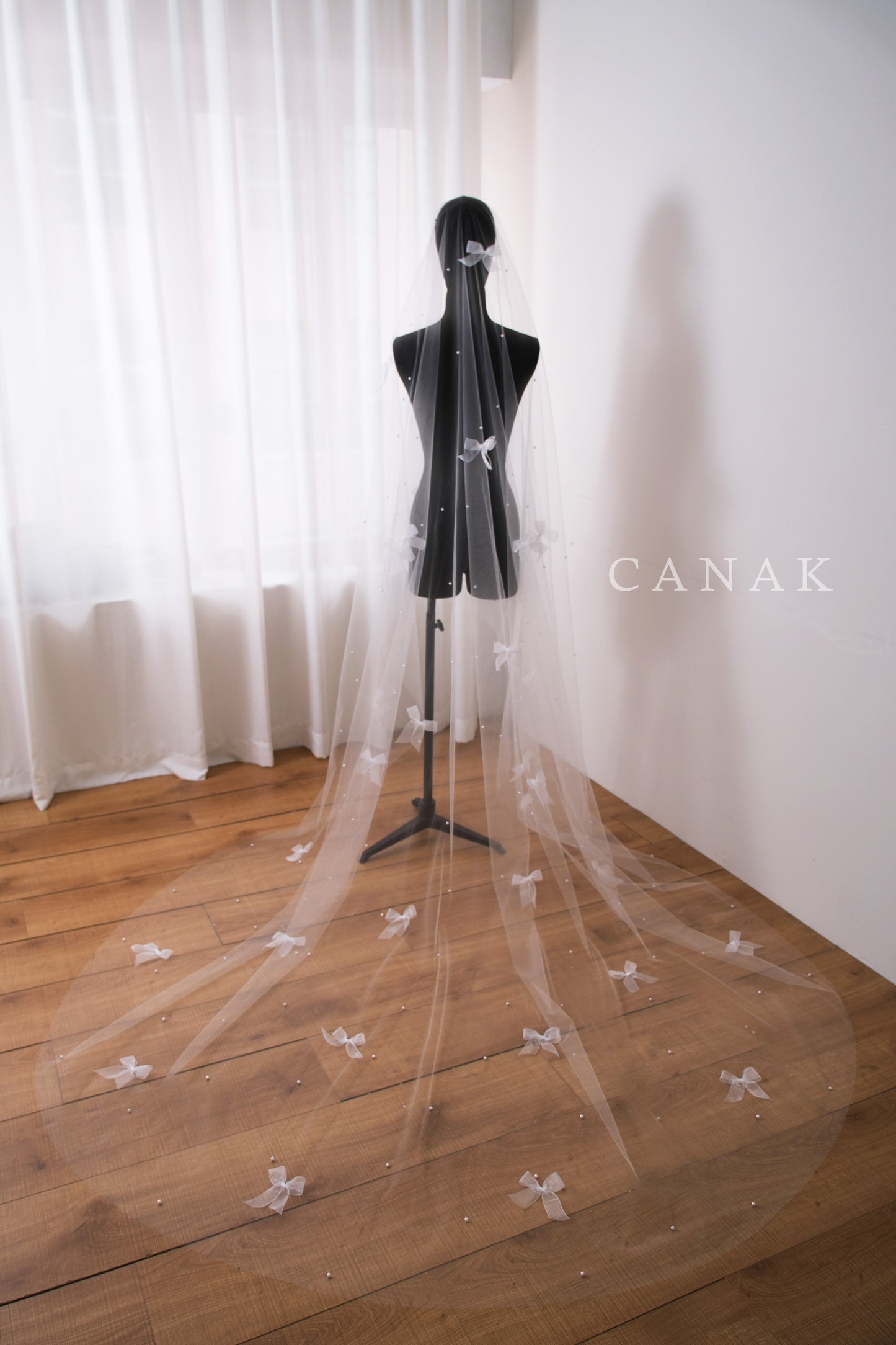 Amélie Organza Ribbon Veil (made to order)