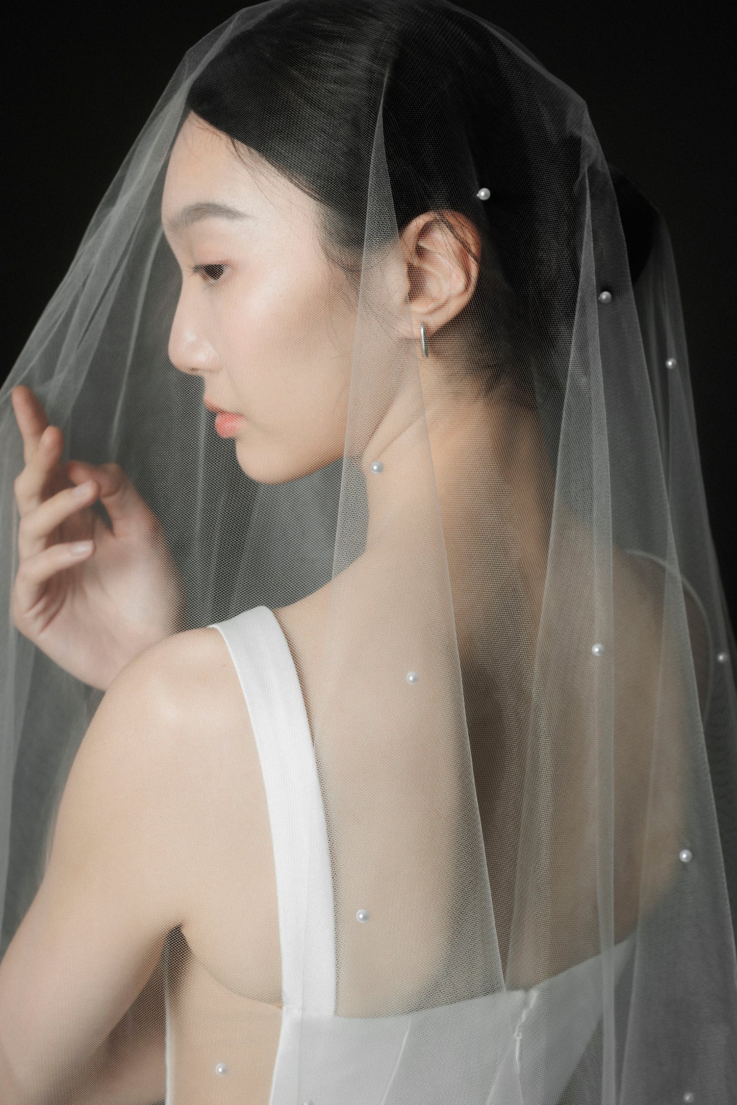 Luna Pearls Veil