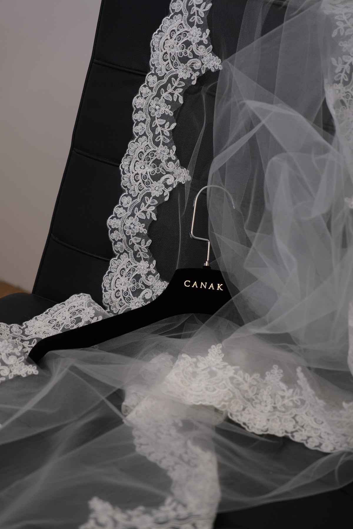 Victoria Lace Veil (made to order)